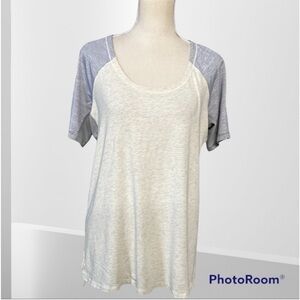 🍋 LULULEMON Spincity Tee Heather Gray and Cream Short Sleeve Tee